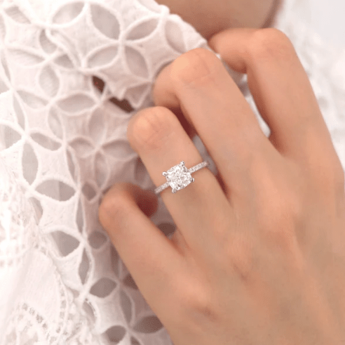 The Impact of TikTok on UK Engagement Ring&nbsp;Choices