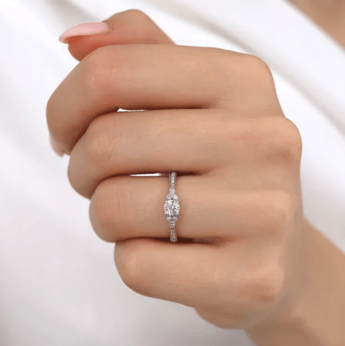 Is There a Right Way to Buy an Engagement Ring Anymore or Is That Idea&nbsp;Outdated?