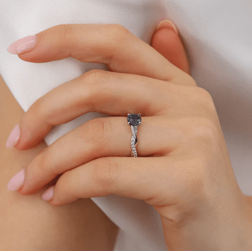 Alexandrite Uncovered: Imperial Origins, Optical Magic and the Modern Lab Grown&nbsp;Era